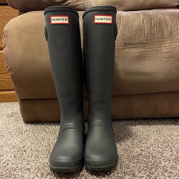 Hunter Rain Boots - Picture 2 of 4